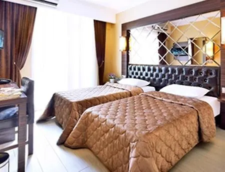 Hotell Ideal Piccolo - Adult Only Armutalan