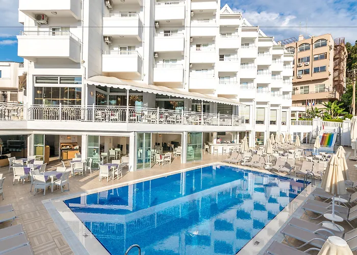 ホテル Ideal Piccolo - Adult Only 4*