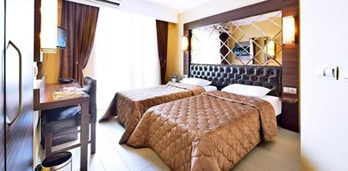 Hotell Ideal Piccolo - Adult Only Armutalan